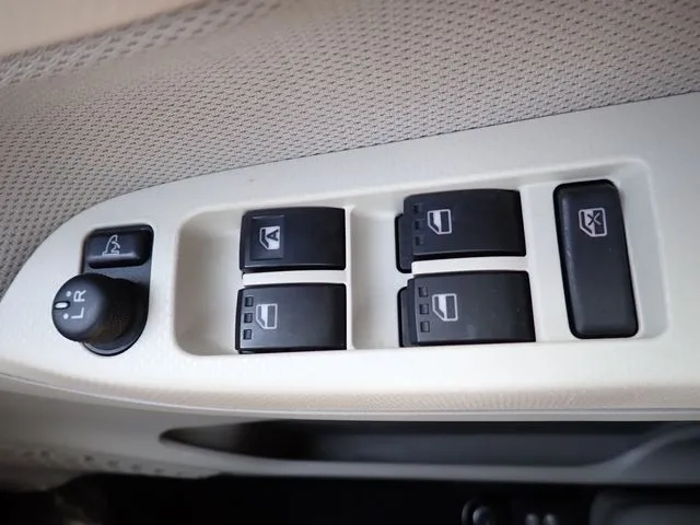 ダイハツ ムーヴ