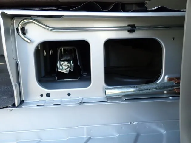 エブリイバン（スズキ）の車両写真