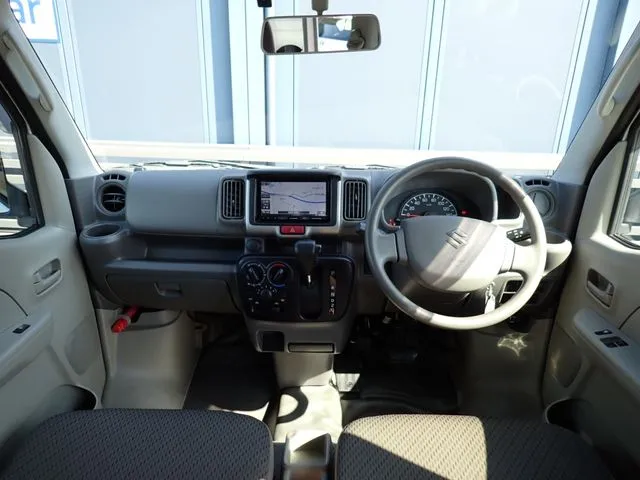 エブリイバン（スズキ）の車両写真