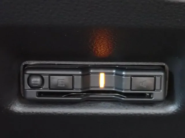 フィット e:HEV(ホンダ)の車両写真