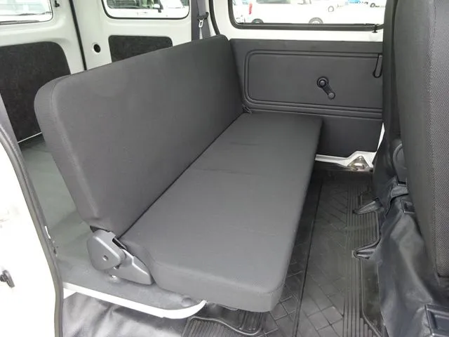 ハイゼットカーゴ(ダイハツ)の車両写真