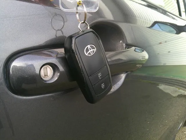 カローラスポーツ　ハイブリッド（トヨタ）の車両写真