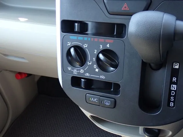 ダイハツ　タント