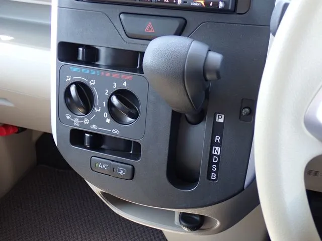 ダイハツ　タント