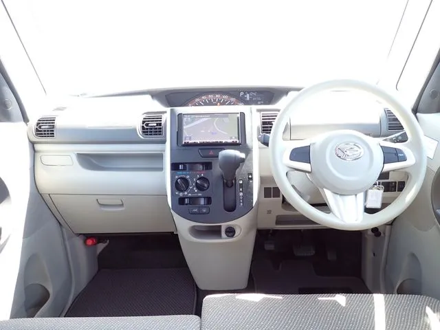 ダイハツ　タント