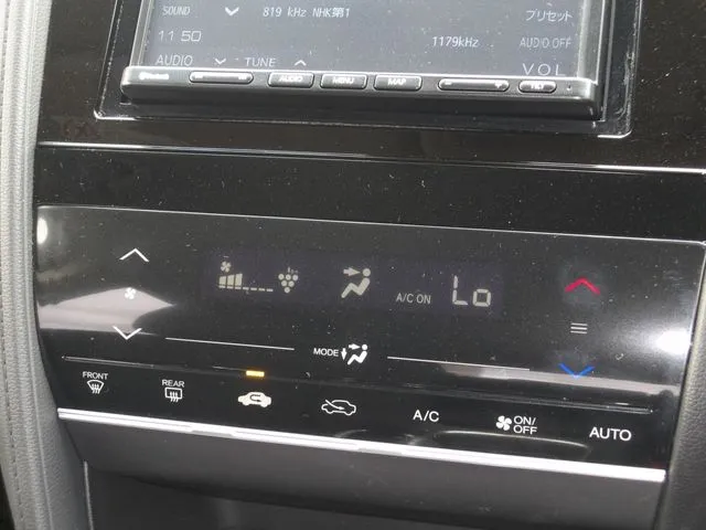 シャトル ハイブリッド(ホンダ)の車両写真