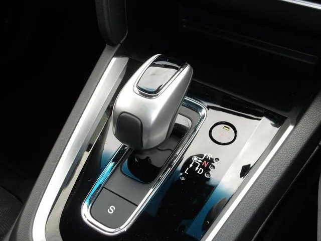 シャトル ハイブリッド(ホンダ)の車両写真