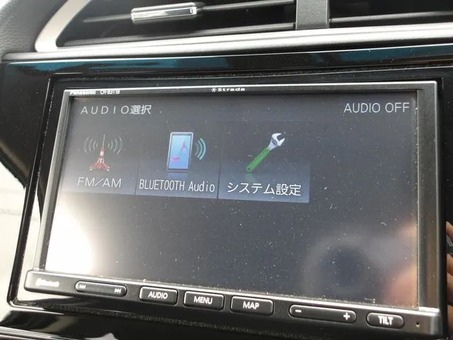 シャトル ハイブリッド(ホンダ)の車両写真