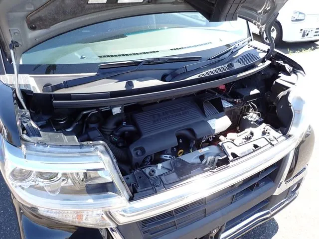 タント　カスタム（ダイハツ）の車両写真