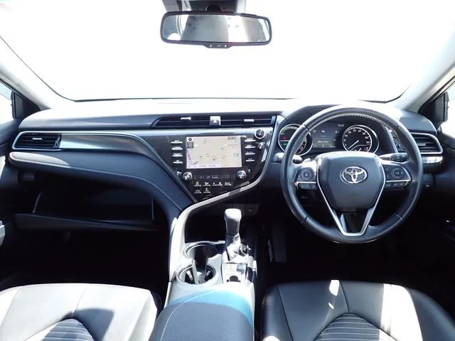 トヨタ　カムリ　ハイブリッド