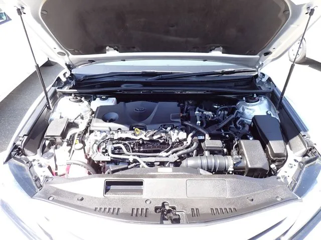 トヨタ　カムリ　ハイブリッド