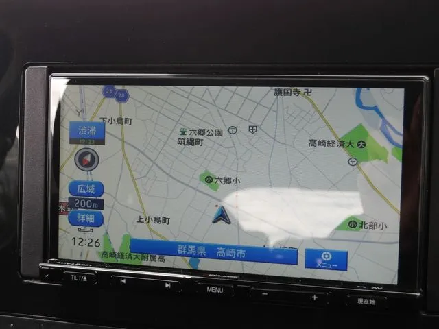 ニッサン ノート 4WD