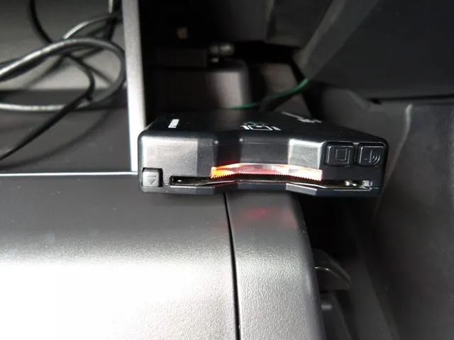 ニッサン ノート 4WD