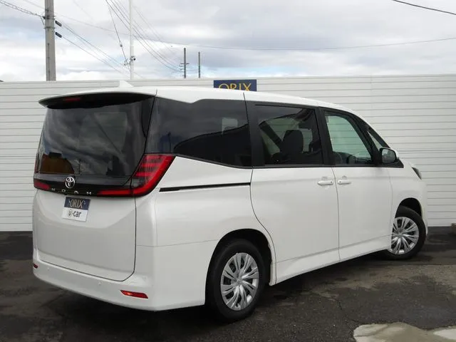 ノア(トヨタ)の車両写真