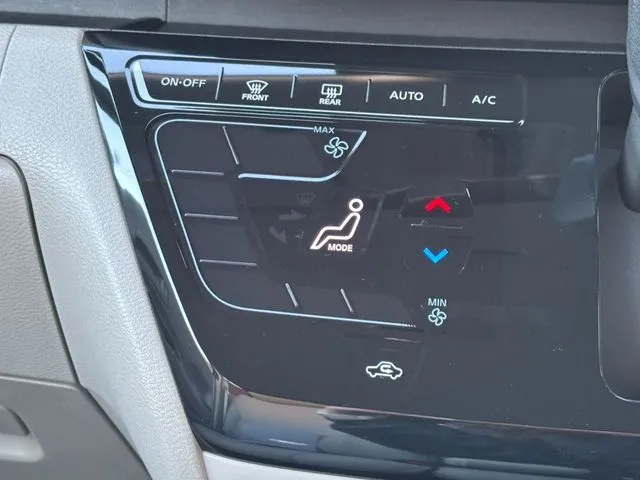 ルークス（ニッサン）の車両写真