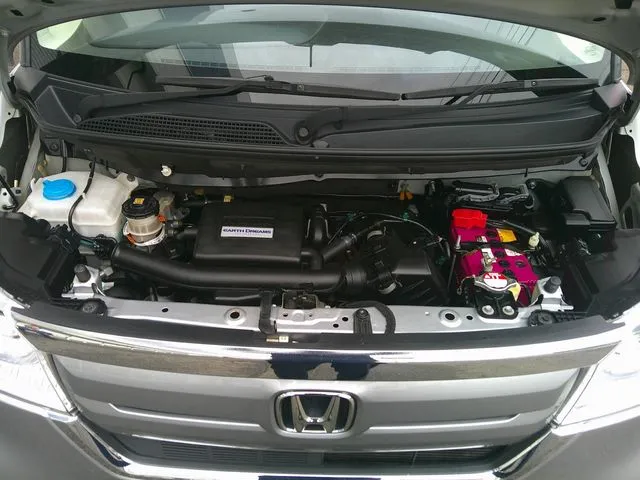 Ｎ　ＢＯＸ　４ＷＤ（ホンダ）の車両写真