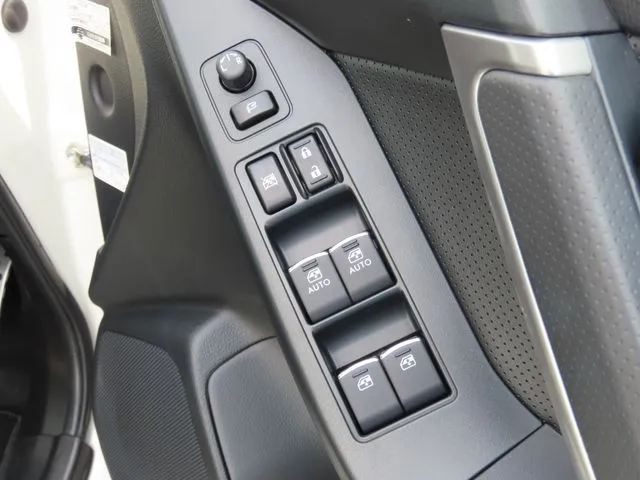 フォレスター（スバル）の車両写真