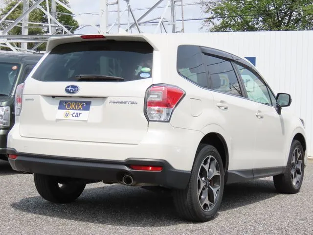 フォレスター（スバル）の車両写真