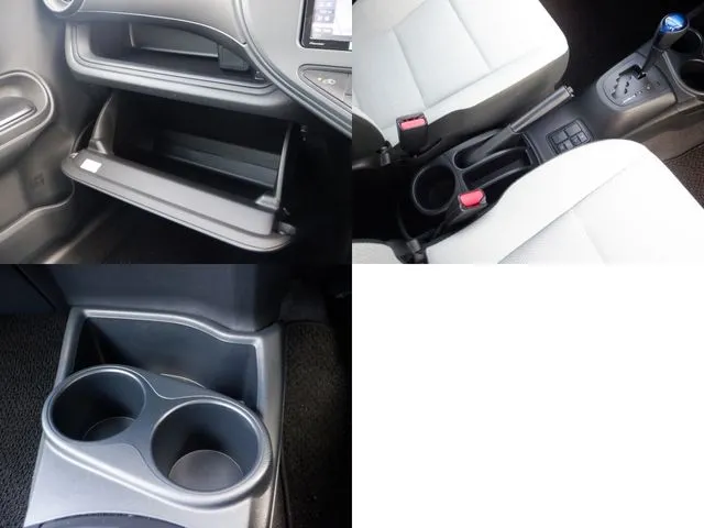 アクア（トヨタ）の車両写真