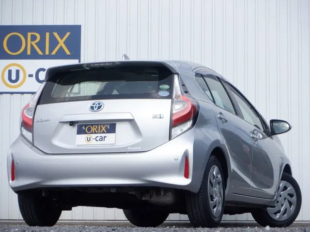 アクア（トヨタ）の車両写真