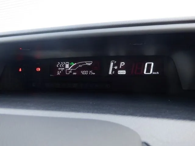 アクア（トヨタ）の車両写真