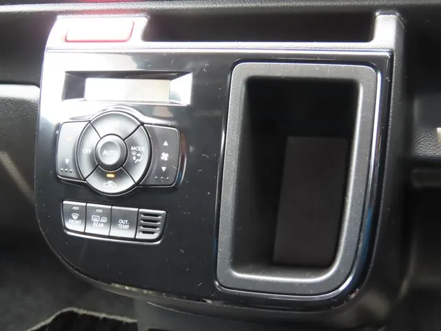 アルト ワークス 4WD(スズキ)の車両写真