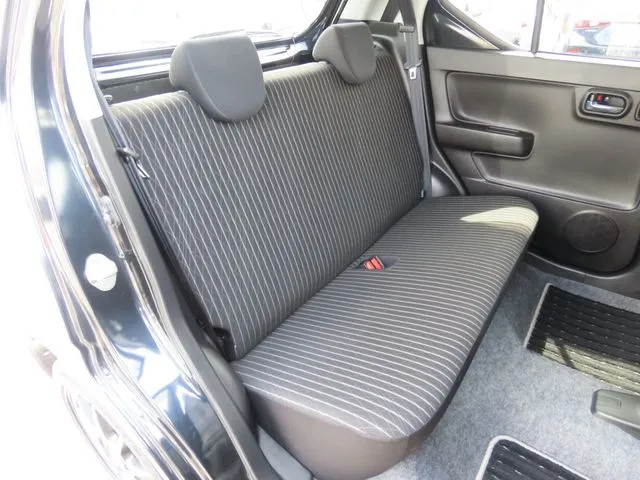 アルト ワークス 4WD(スズキ)の車両写真