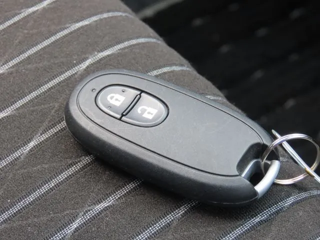 アルト ワークス 4WD(スズキ)の車両写真