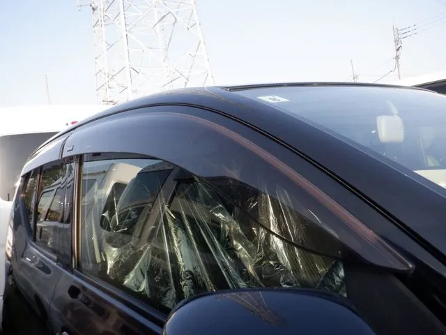 アルト ワークス 4WD(スズキ)の車両写真