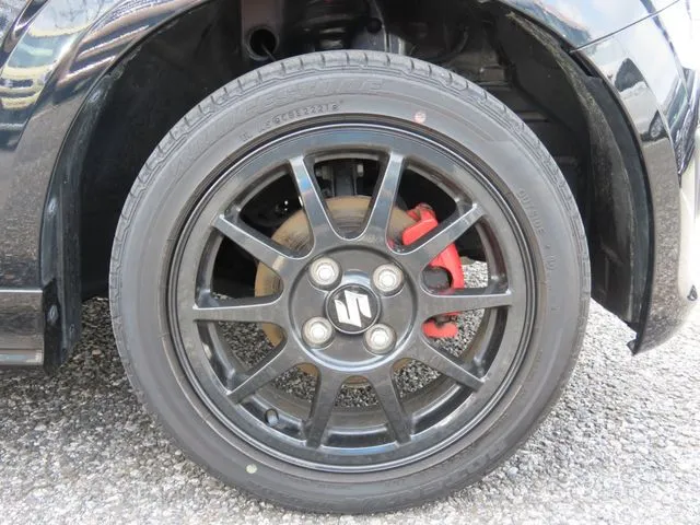 アルト ワークス 4WD(スズキ)の車両写真