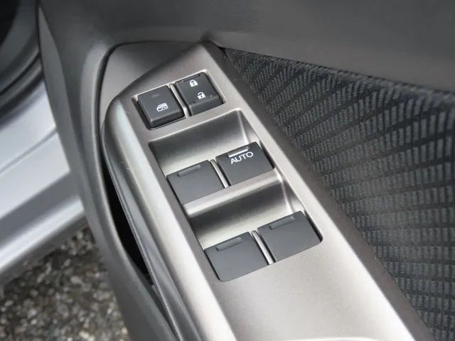 グレイス　ハイブリッド（ホンダ）の車両写真