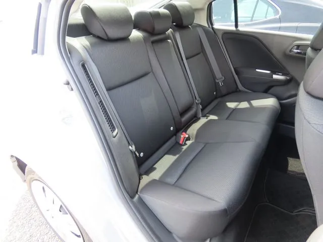 グレイス　ハイブリッド（ホンダ）の車両写真