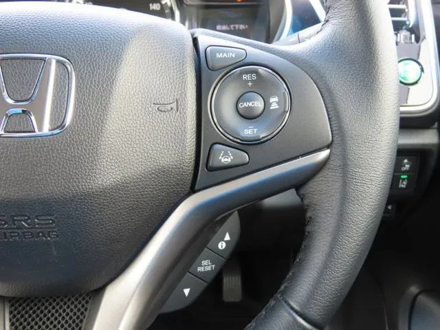 グレイス　ハイブリッド（ホンダ）の車両写真