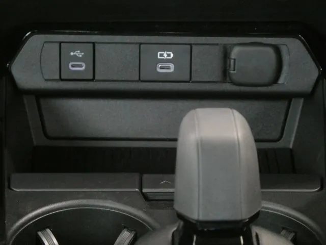 プリウス（トヨタ）の車両写真