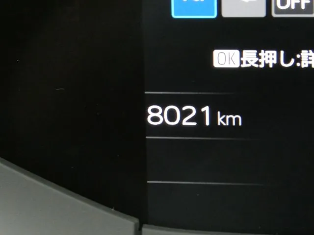 プリウス（トヨタ）の車両写真