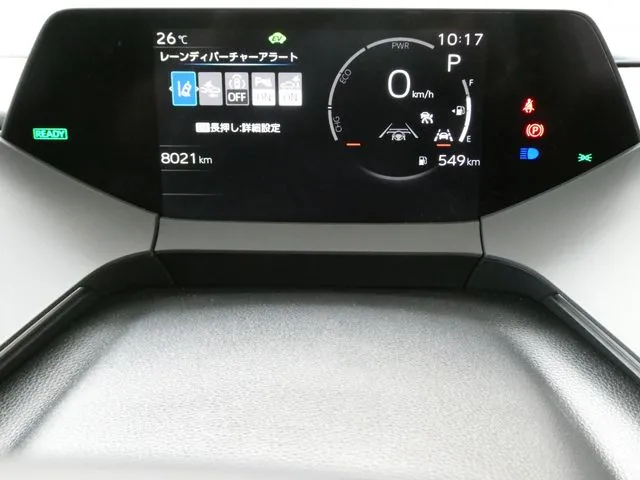 プリウス（トヨタ）の車両写真