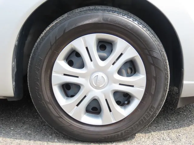 ノート（ニッサン）の車両写真