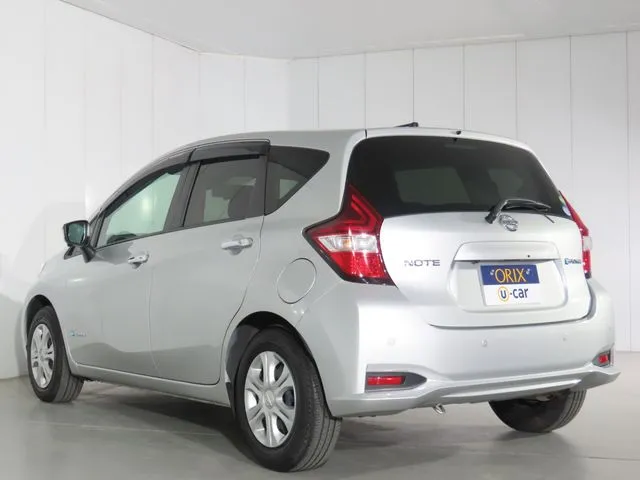 ノート（ニッサン）の車両写真
