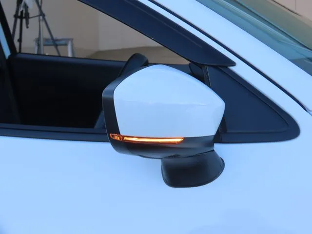 ＭＡＺＤＡ２（マツダ）の車両写真