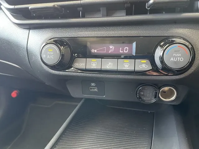 ニッサン　ノート