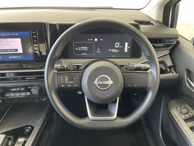 ニッサン　ノート