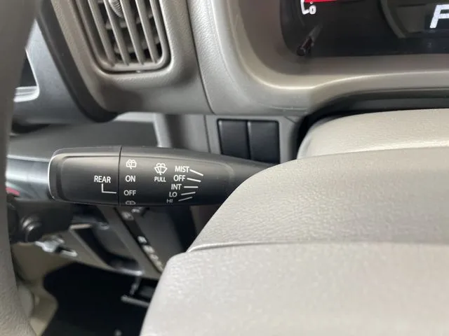 エブリイバン（スズキ）の車両写真