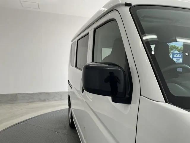 エブリイバン（スズキ）の車両写真