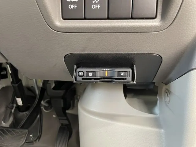 エブリイバン（スズキ）の車両写真
