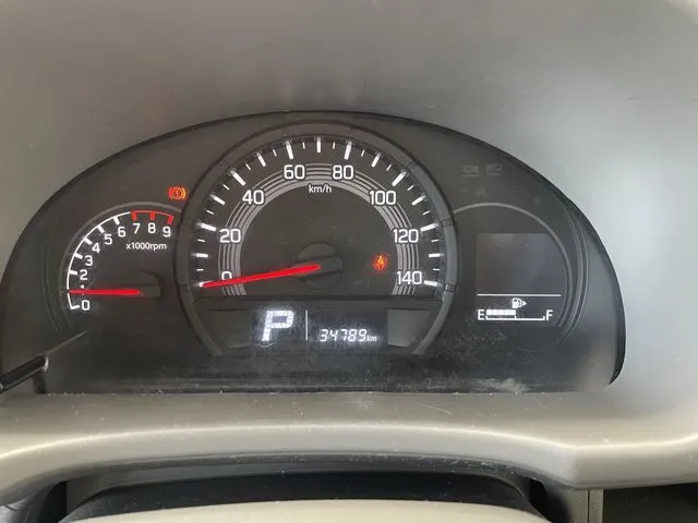 エブリイバン（スズキ）の車両写真