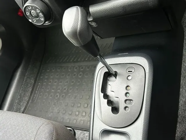 プロボックスバン　２ＷＤ（トヨタ）の車両写真