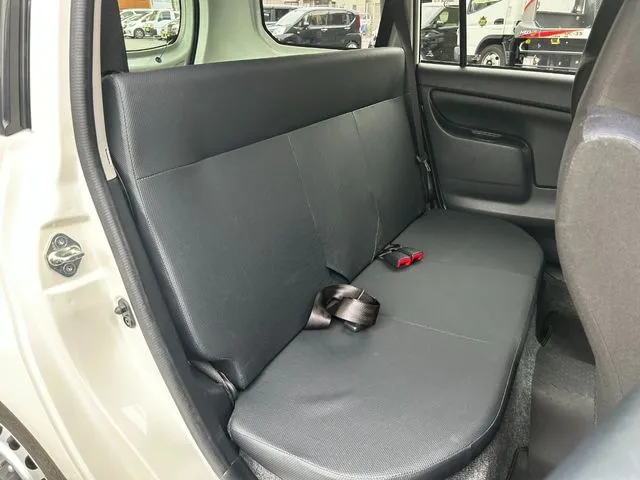 プロボックスバン　２ＷＤ（トヨタ）の車両写真