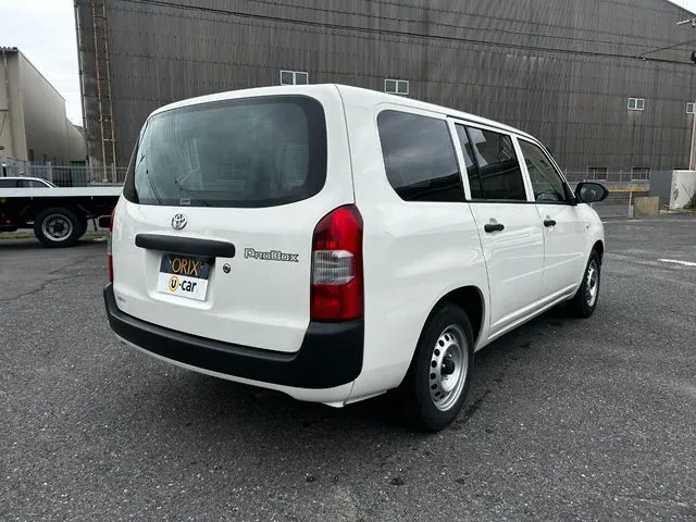プロボックスバン　２ＷＤ（トヨタ）の車両写真