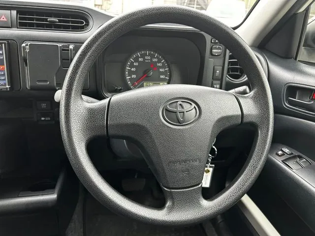 プロボックスバン　２ＷＤ（トヨタ）の車両写真