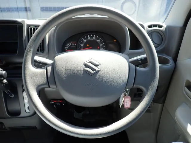 エブリイバン(スズキ)の車両写真